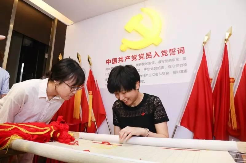 政协记者会|数字化助力教育均衡 477所学校开展双师课堂